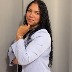 Miss. Regina Santos Rocha